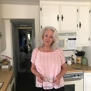 Meet your Posher, Vona mae